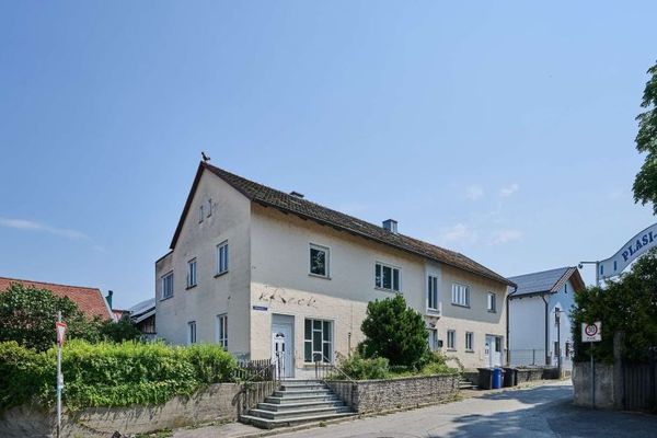 Il sogno di ogni artigiano: riportate in vita questo gioiello di 314 m² nel cuore di Geiselhöring