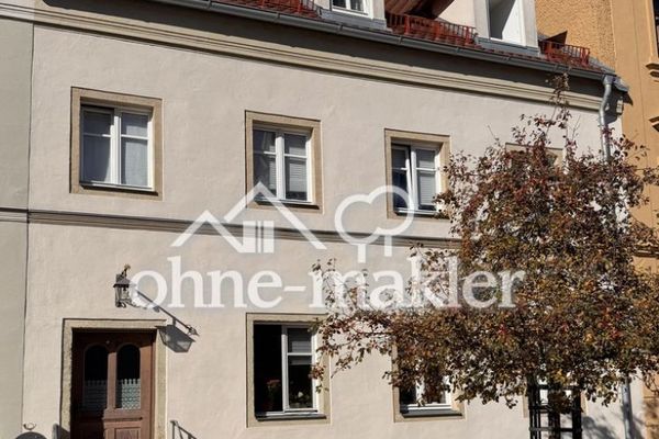 Gemütliche 1,5-Zimmer-Dachgeschosswohnung in Hemau