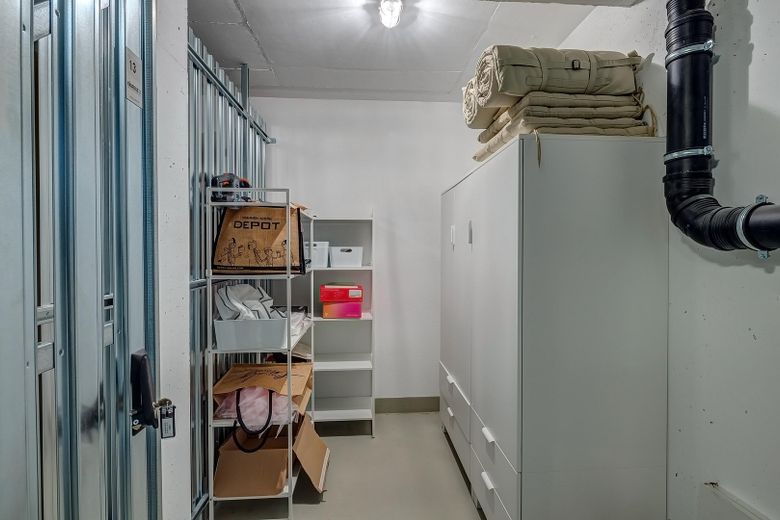 Hoogwaardige, gemeubileerde tuinwoning – Keller