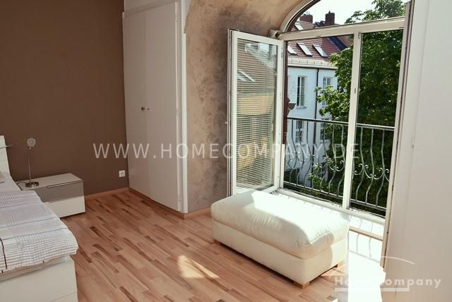 ***Zooviertel, Schöne, 2-Zi Whg im 2. OG einer Villa. – 4666e247e46e43a7bebd7a2e2ba4d072f6dd9c04.jpg