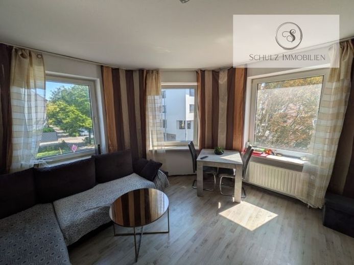 Helle 4-Zimmer-Wohnung mit großzügigem Wohnbereich in Wilhelmshaven – Foto 1