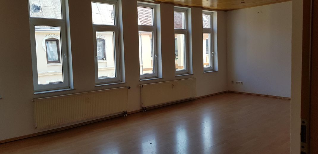 Kapitalanlage mit 7 Wohneinheiten – OG