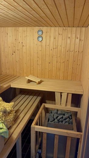 Sehr schönes Einfamilienhaus mit Schwimmbad und Sauna in Heilbronn – Foto 12