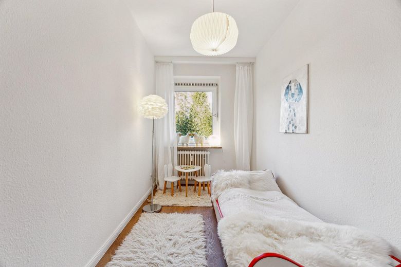 Von Privat: Erstbezug nach Sanierung – stilvolle 3-Zi.-Wohnung mit 2 Balkonen – Foto 6