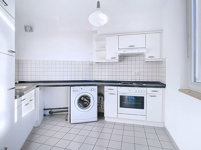 Große Küche mit EBK