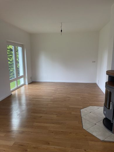 wunderschöne Doppelhaushälfte nahe Ribnitz – Wohnzimmer