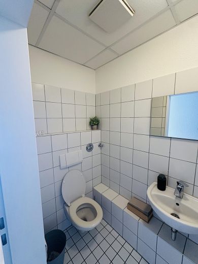 WC 4