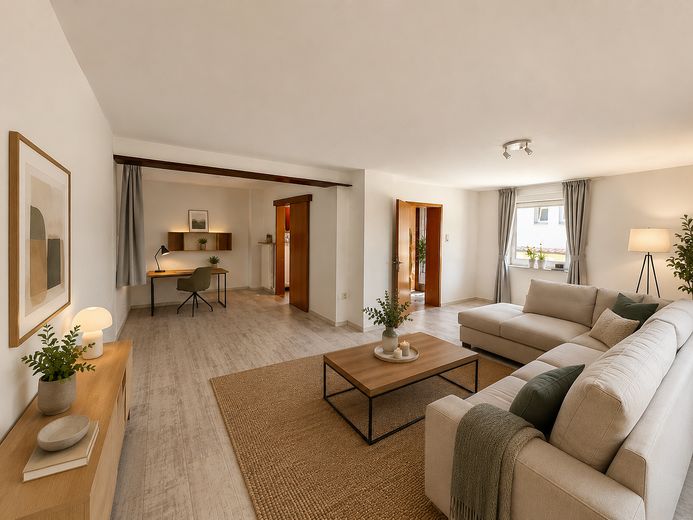 Freistehendes EFH auf 911 m² Grundstück | Wärmepumpe + PV | 6 Zimmer | Sofort frei – Foto 3