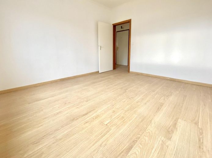 Charmante 2-Zimmer-Wohnung mit Balkon – sofort bezugsbereit – Schlafzimmer