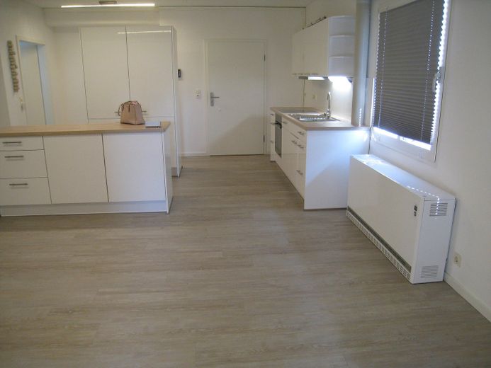 2 Zimmer-Studiowhg. Lahr. Bauj.2019, barrierefrei mit offenen Wohn,-Essbereich. – Wohnen Blick z.Eingang