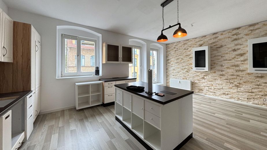Moderne 4,5 Zimmer Wohnung mit Wohnküche – Küchenbereich