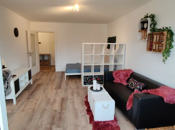 1-Zimmer-Wohnung mit Westbalkon – 05.Wohn-Schlafzimmer