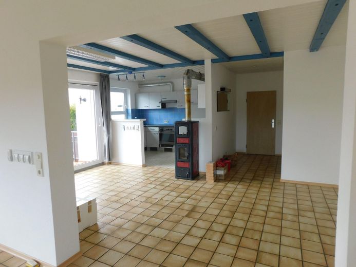 Blick zur Küche v. Wohnzimmer