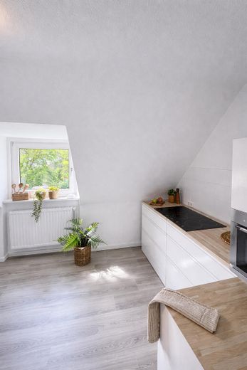 Nach Kernsanierung - Top moderne Wohnung – Foto 10