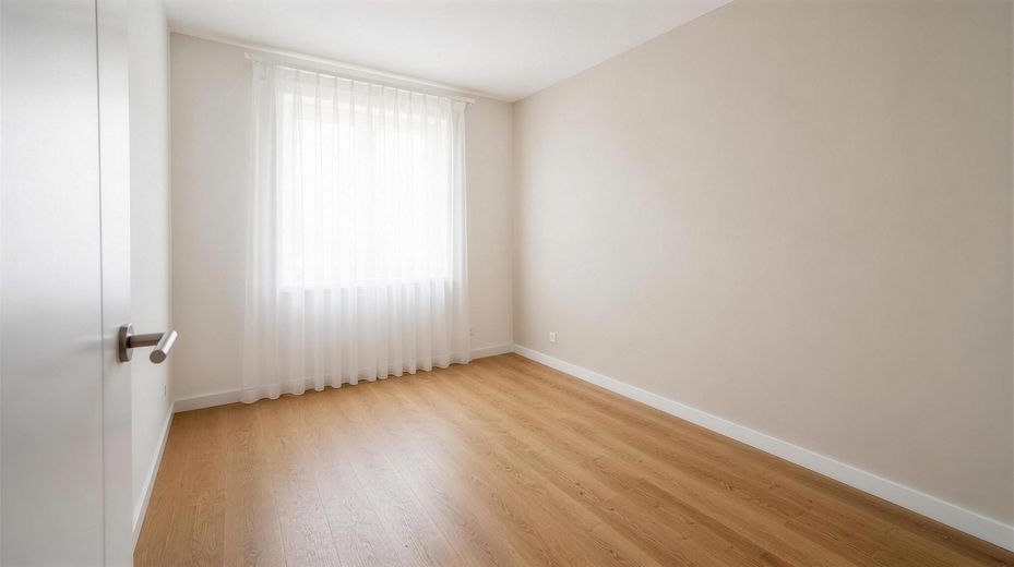 Moderne 4,5-Zimmer-Wohnung mit Gartenund Garage in Friedrichshafen-Ailingen – Schlafen 2