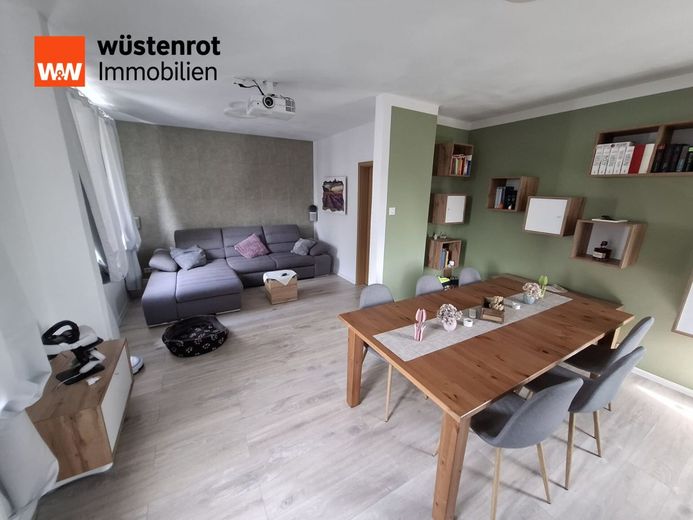 Wohnen mit Charme, Platz und Lebensqualität - Großzügiges Einfamilienhaus auf 1.373 m² Grundstück – Kinoraum im EG