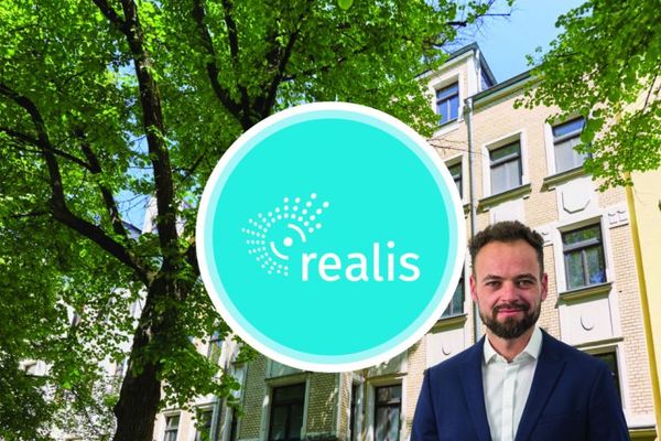 FRISCH LEERGEZOGEN - sanierungswürdiges Mehrfamilienhaus mit toller Substanz, perfekt für Entwickler