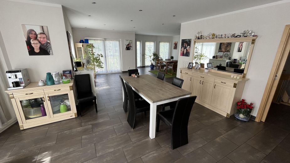 Essen Richtung Wohnzimmer