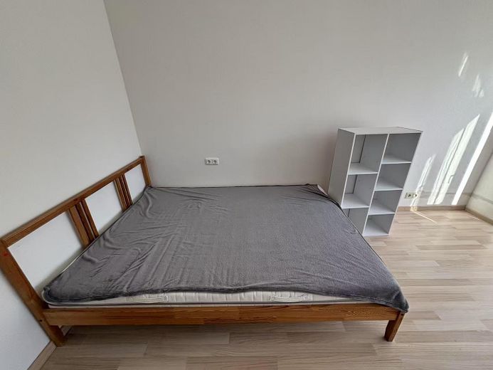 Attraente casa a schiera centrale di 5 locali in posizione privilegiata nei quartieri Wolfram e Herrenbach – SZ 2