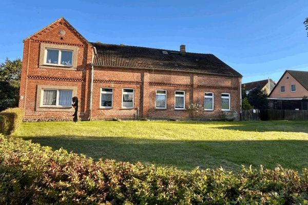 VIEL RAUM UND PRIVATSPHÄRE - CHARMANTES ZUHAUSE
