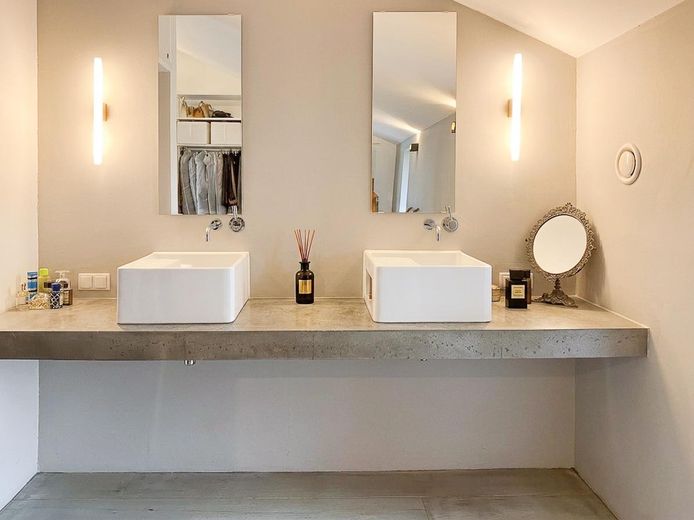 modernes Stadthaus (WEG), zentral, ruhig, unverbaubare Venusberg Aussicht, A+ – 2. OG | Master Bathroom