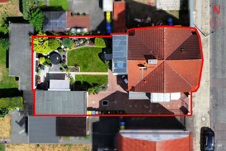 Familienhaus mit 162 m², Wintergarten und Garten in zentraler Lage von Burg bei Magdeburg – Vogelperspektive