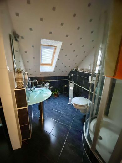 Bad mit Dusche