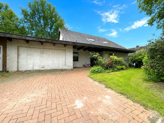 Exklusives Grundstück mit Einfamilienhaus in Bestlage von Ritterhude - Ihre Chance auf ein außergewöhnliches Projekt oder eine Kernsanierung – फोटो 1