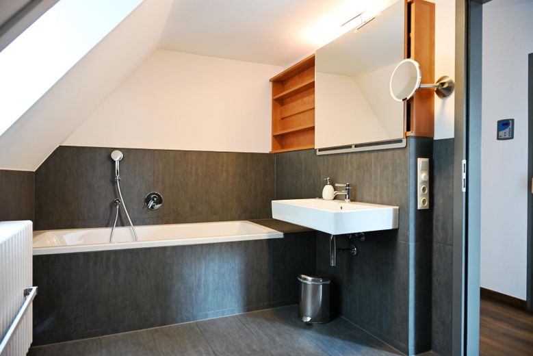 Villa con ampliamento moderno in posizione di assoluto prestigio nel quartiere Südviertel di Weimar – nelle vicinanze del Goethepark – Foto 27
