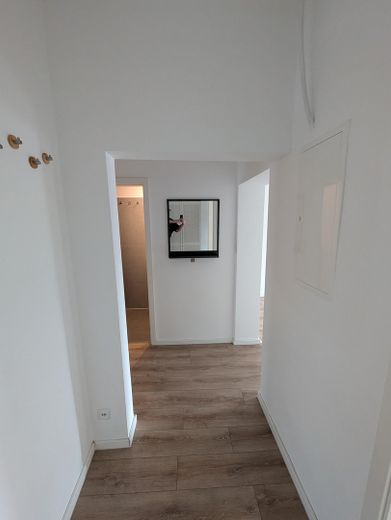 Merkezi Bonn konumunda 68 m² büyüklüğünde aydınlık 2,5 odalı daire – hemen taşınılabilir – Fotoğraf 4