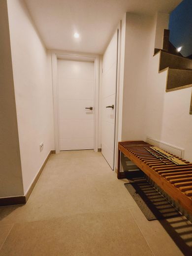 Zugang zum Kellerraum