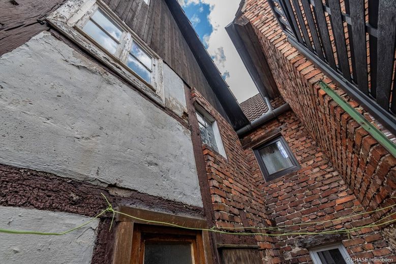 TOP-Lage zentral in Barntrup - Baugrundstück mit abrissreifem Fachwerkhaus! – Hinterm Haus 2