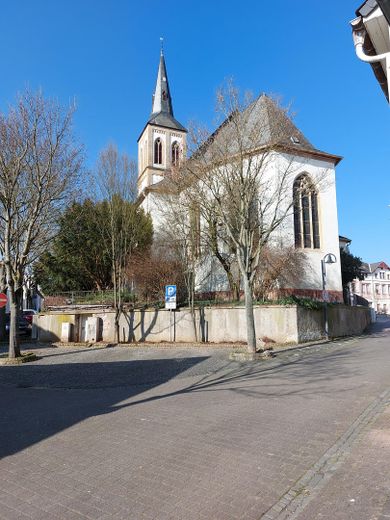 Ehemaliger Vierseitenhof mit Hufschmiede PROVISIONSFREI in Langenlonsheim zu verkaufen – Aussicht OG