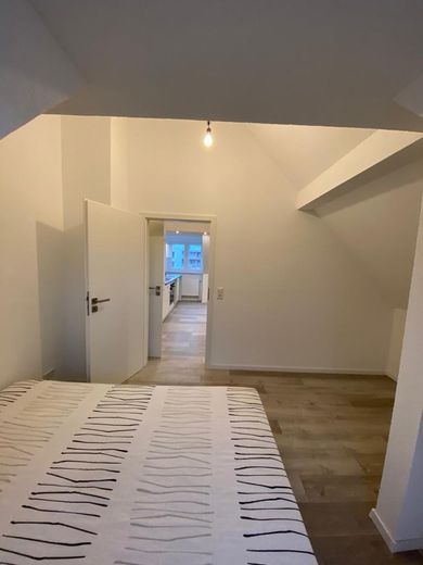 # 2,5-Zimmer # EBK # Tageslichtbad # neu saniert # zentrumsnah #Nordstadt – Schlafzimmer 2