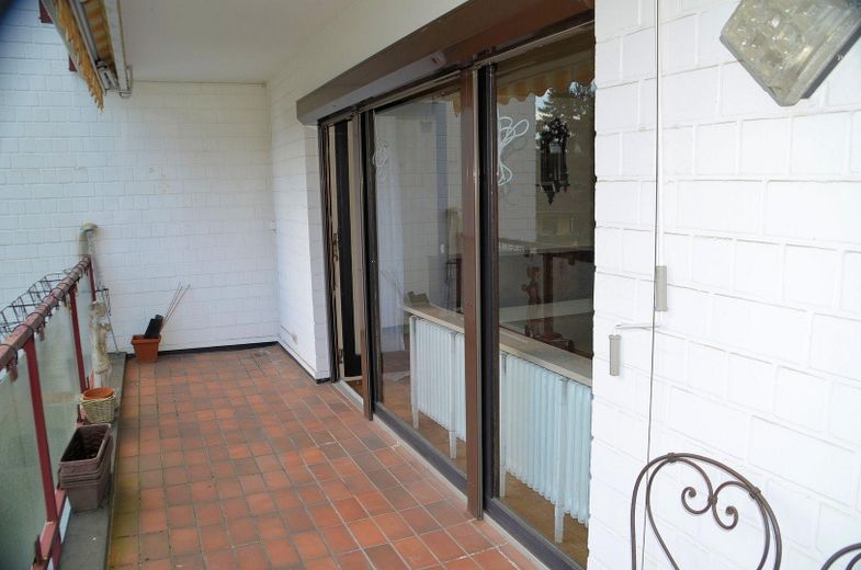 + 20qm Balkon / Teilaussicht