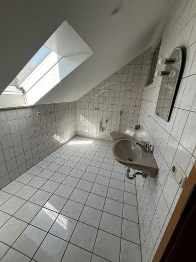 4 Zimmer Wohntraum in Kelheim Innenstadt – Gäste WC