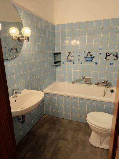 Helle 1-Zimmer-Wohnung in Rosengarten-Eckel zu sofort zu vermieten – Bad