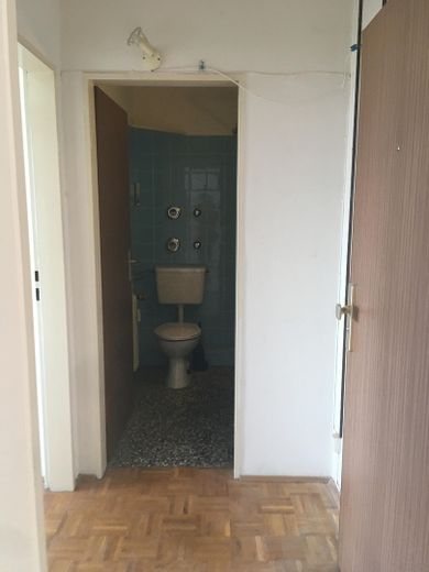 Eingangsbereich + Badezimmer