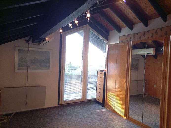 Schlafzimmer mit Klimaanlage