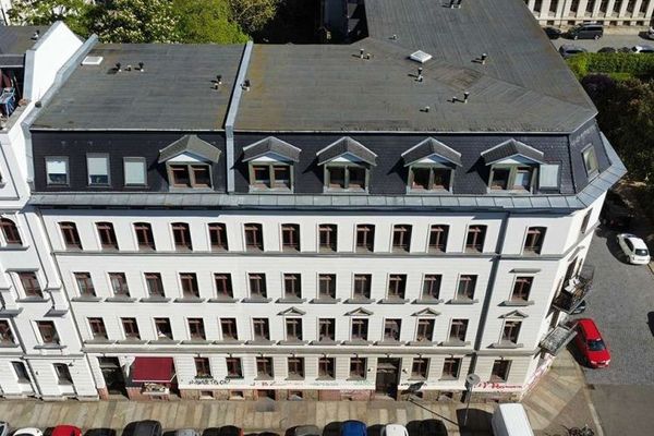 Kapitalanlage im Zentrum-Süd: Großzügige 3-Zimmer-Wohnung mit Balkon