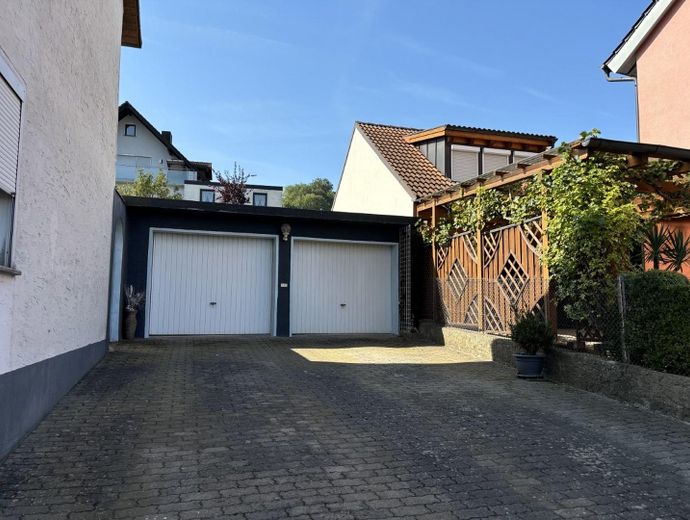 Doppelgarage