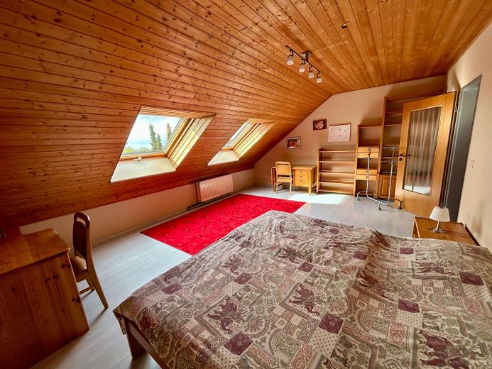 Dachgeschoss Zimmer 2