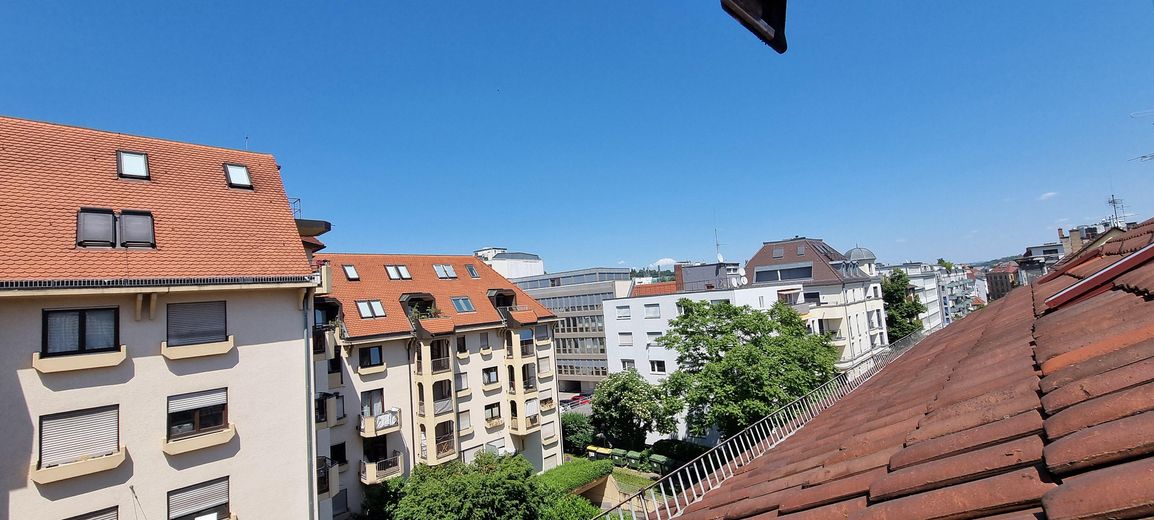 Beautiful and renovated 1.5-room apartment Stuttgart West – Aussicht Ansicht Straßenseite