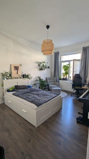 WG geeignet, 7 Zimmer, Balkon, PKW-Stellplatz, Tageslichtbäder – Foto 2