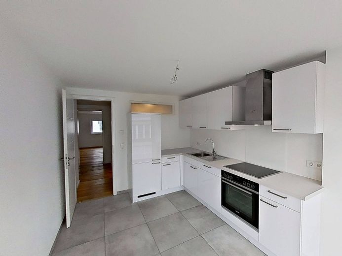 Moderno y espacioso piso de 3 habitaciones con BALCÓN y COCINA INTEGRADA en el oeste de Stuttgart – Ansicht II: Küche