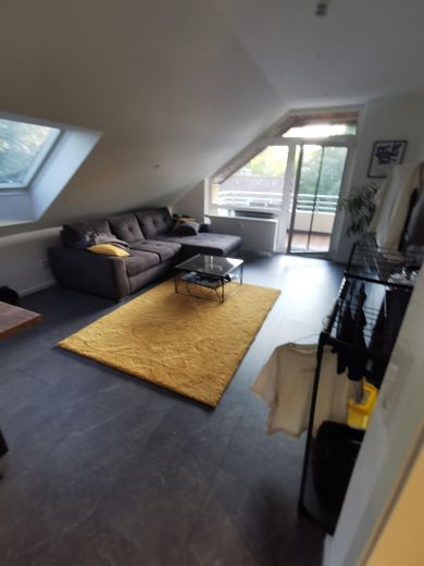 Mooie lichte 2,5-kamerwoning aan de wandelroute Siebenmühlental – Wohnzimmer