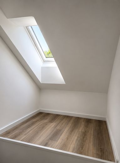 Energetisch kernsaniertes, modernes Reihenmittelhaus (KfW 55) mit Garten, Terrasse & Garage – Foto 17