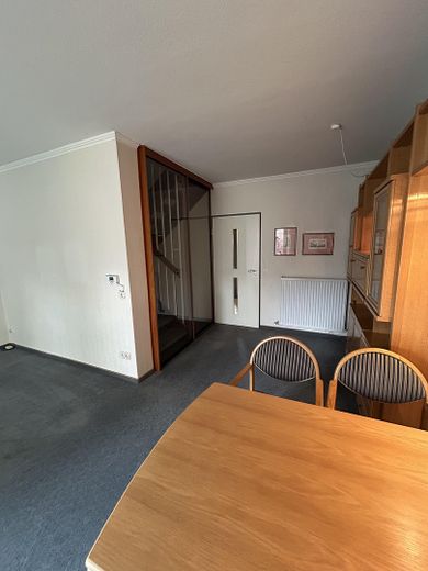 Commission-free terraced house living area 150sqm plot 230sqm Kattenesch – Wohnzimmer