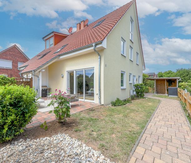 ***Provisionsfrei: Moderne Doppelhaushälfte  - sofort einziehen und wohlfühlen!*** – Außenansicht