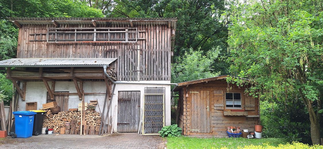 Wohnen am Schloßgarten im idyllischem Burgpreppach – Schuppen und Gartenhaus